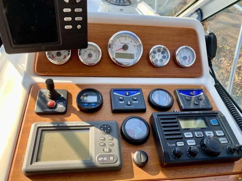 Beneteau Antares 760