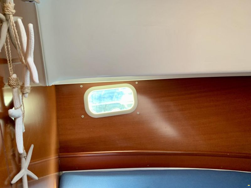 Beneteau Antares 760