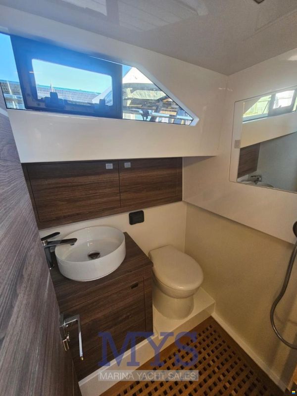 Echo America 35