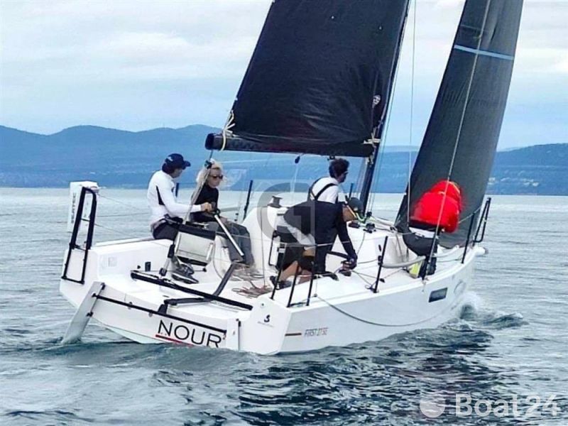 Beneteau First 27 SE