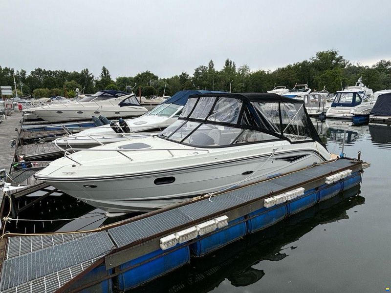 Sea Ray 250 SunSport