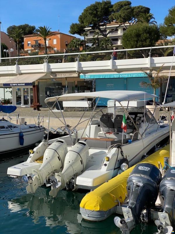 Jeanneau Cap Camarat 9.0