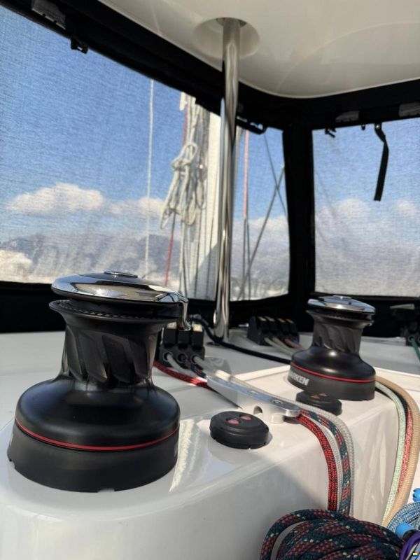 Lagoon 42
