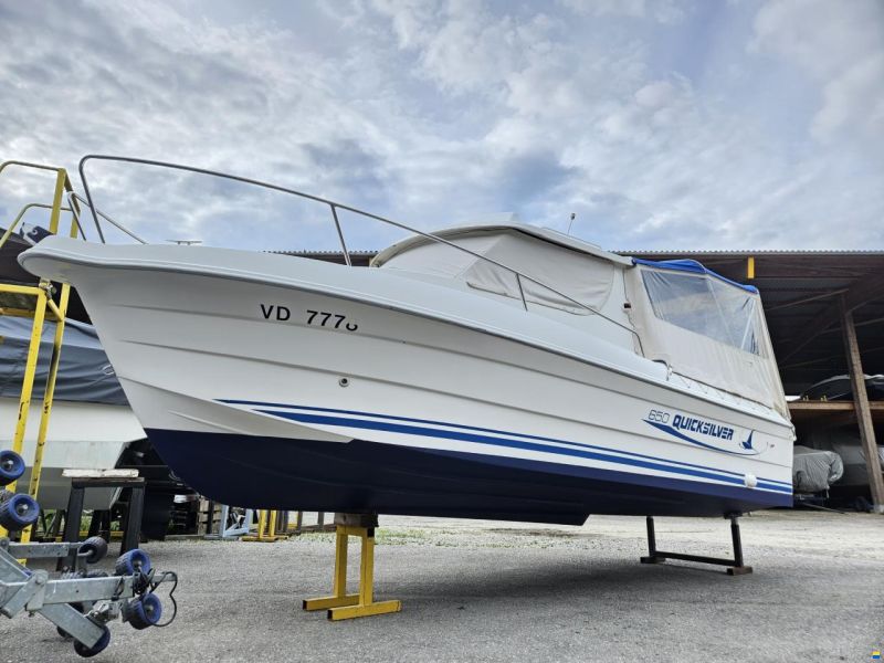 Quicksilver 650 Weekend