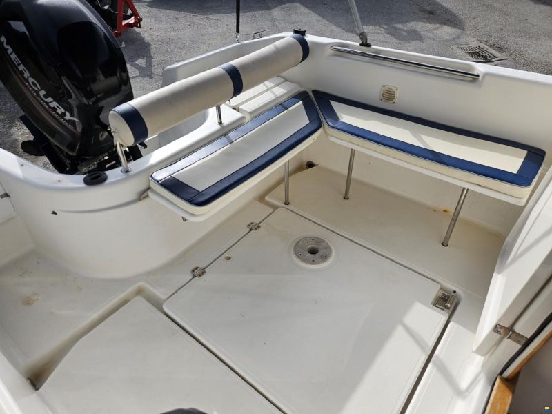 Quicksilver 650 Weekend