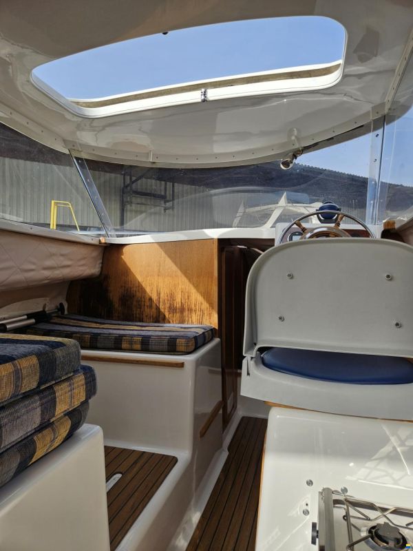 Quicksilver 650 Weekend