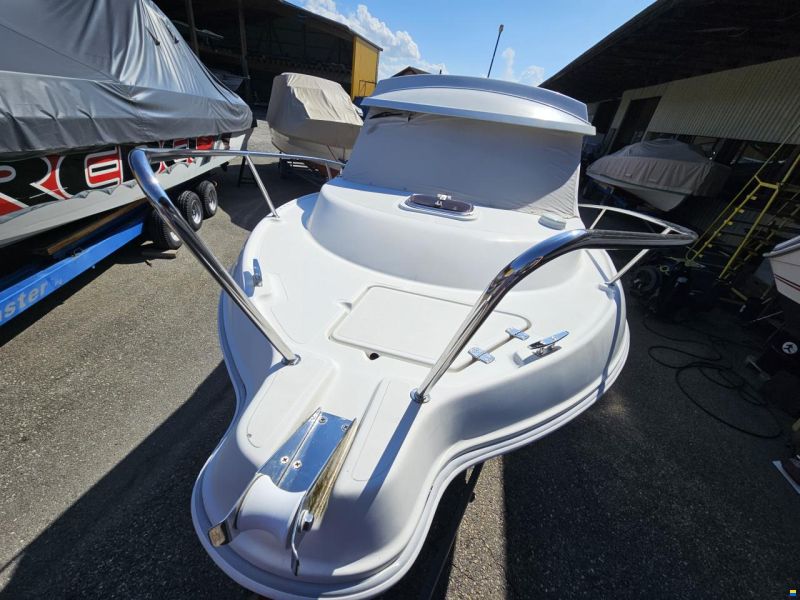 Quicksilver 650 Weekend