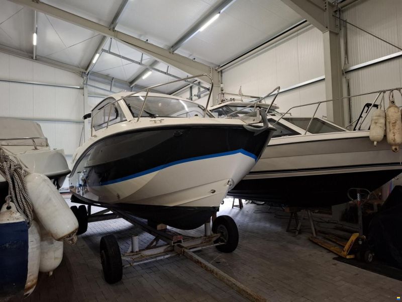 Quicksilver 705 Activ Cruiser