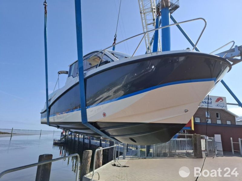 Quicksilver 705 Activ Cruiser
