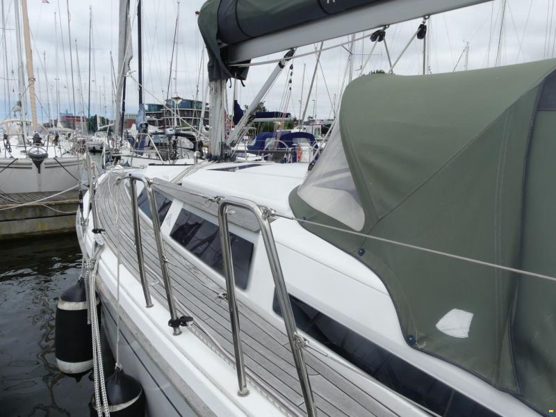 Hanse 345