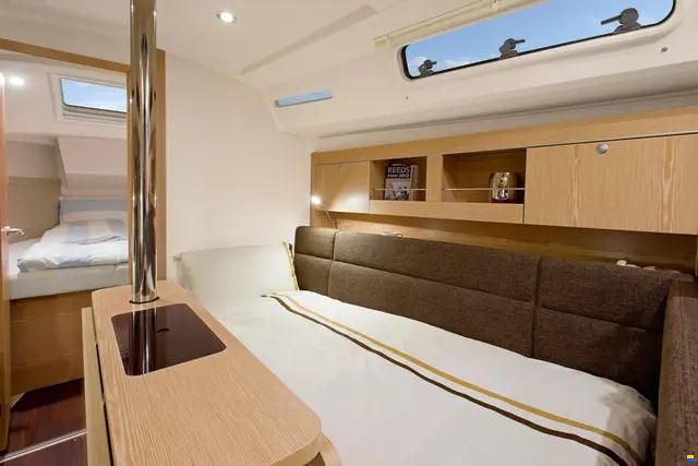 Hanse 345