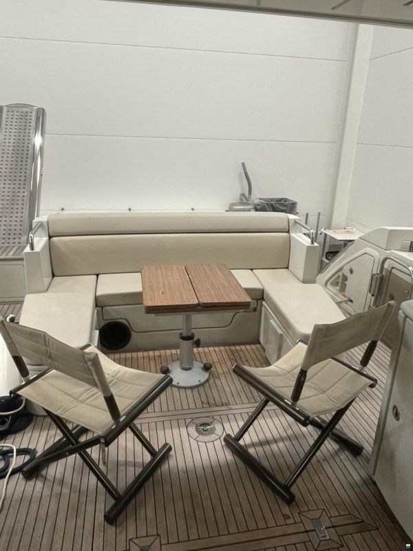 Azimut 43S