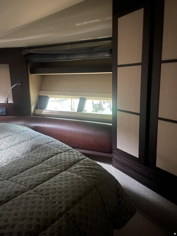Azimut 43S