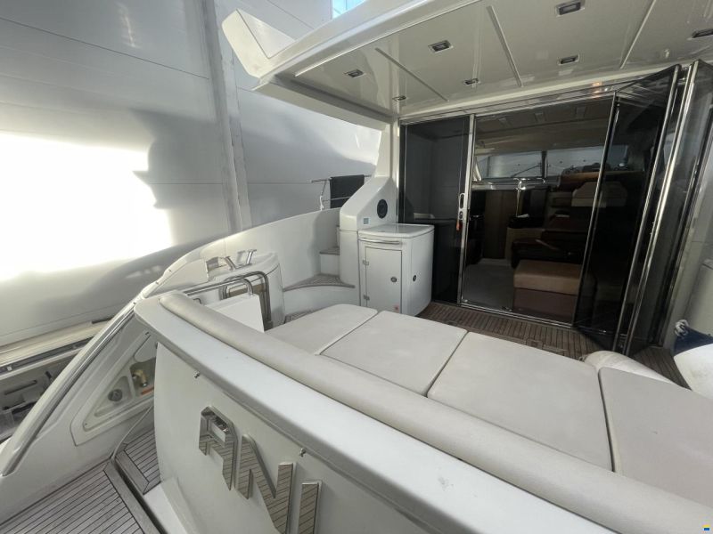 Azimut 43S