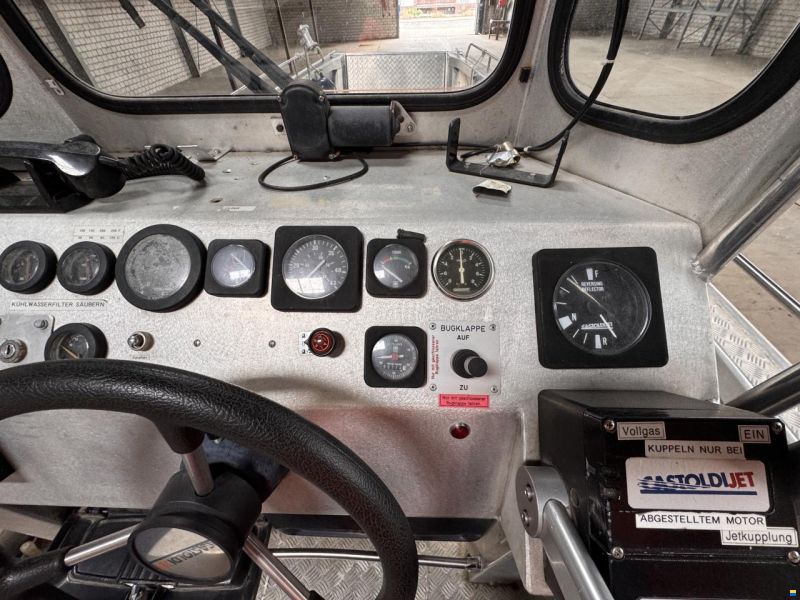 Barro Landungsboot mit Bugklappe