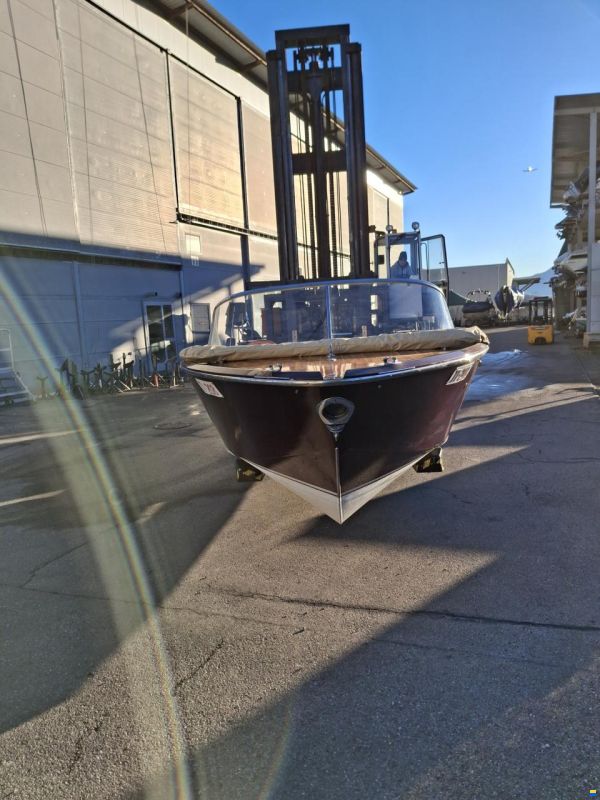 Boesch 650 COSTA BRAVA