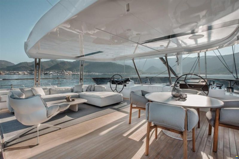 Mengi Yay 40 m Custom Motorsailer