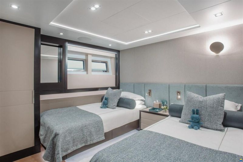 Mengi Yay 40 m Custom Motorsailer