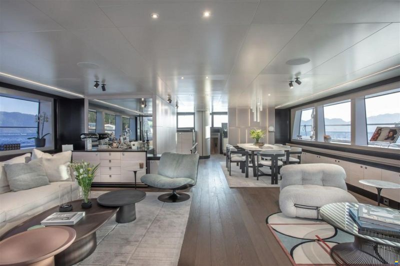 Mengi Yay 40 m Custom Motorsailer