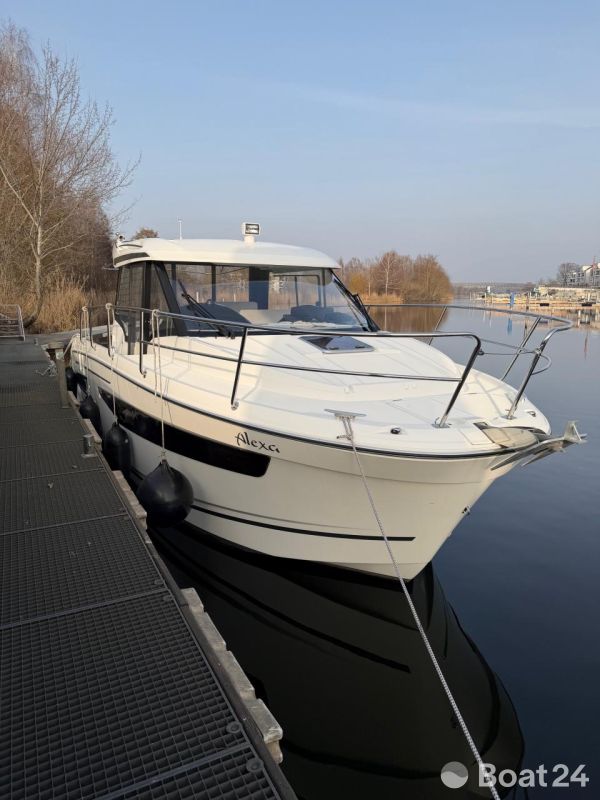 Jeanneau Merry Fisher 895