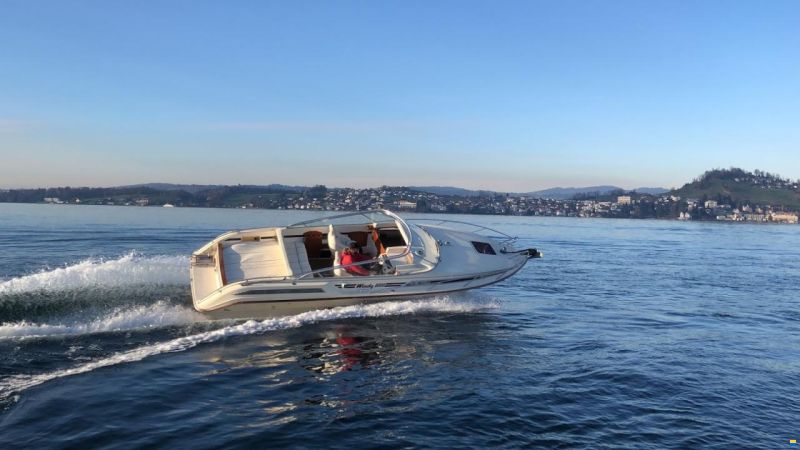 Windy 8000 Full Cabin