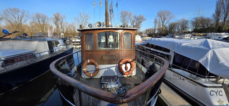 Classic Motor Yacht 14.85