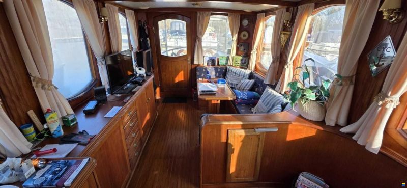 Classic Motor Yacht 14.85