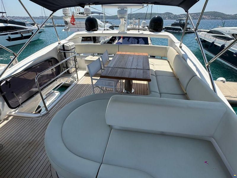 Sunseeker Manhattan 66