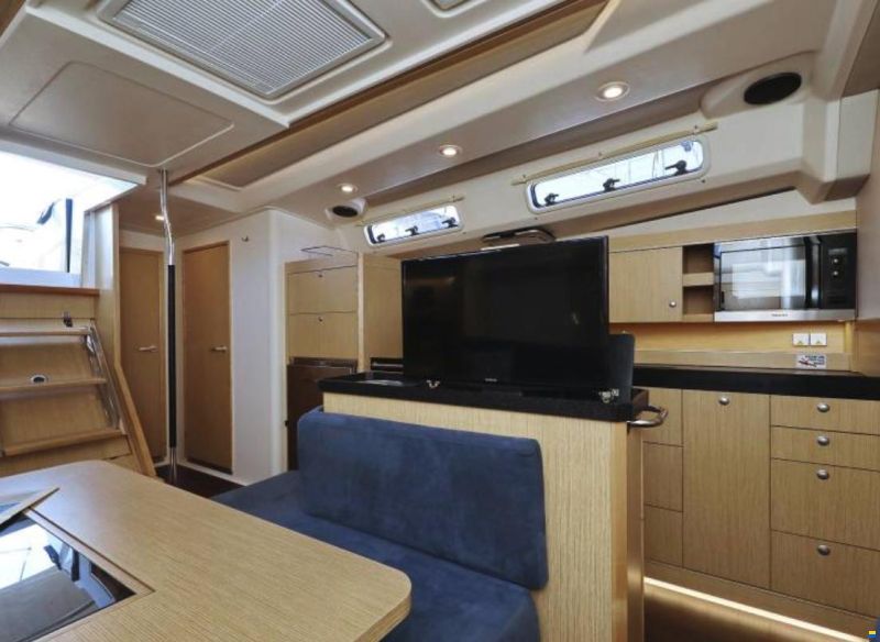 Hanse 505