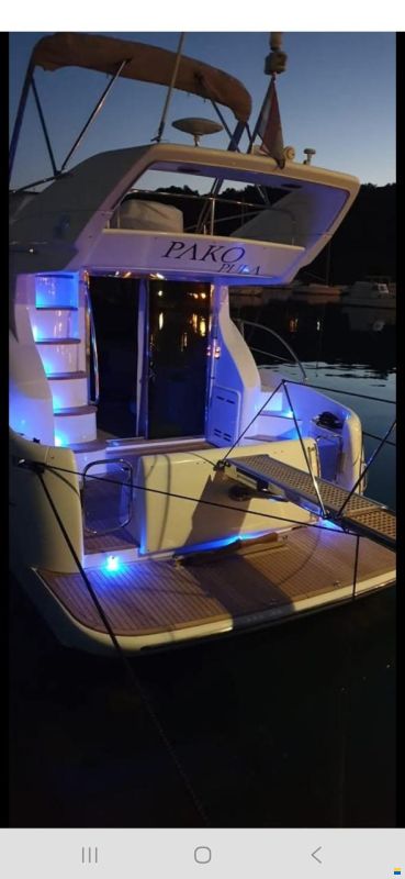 Azimut 42 fly