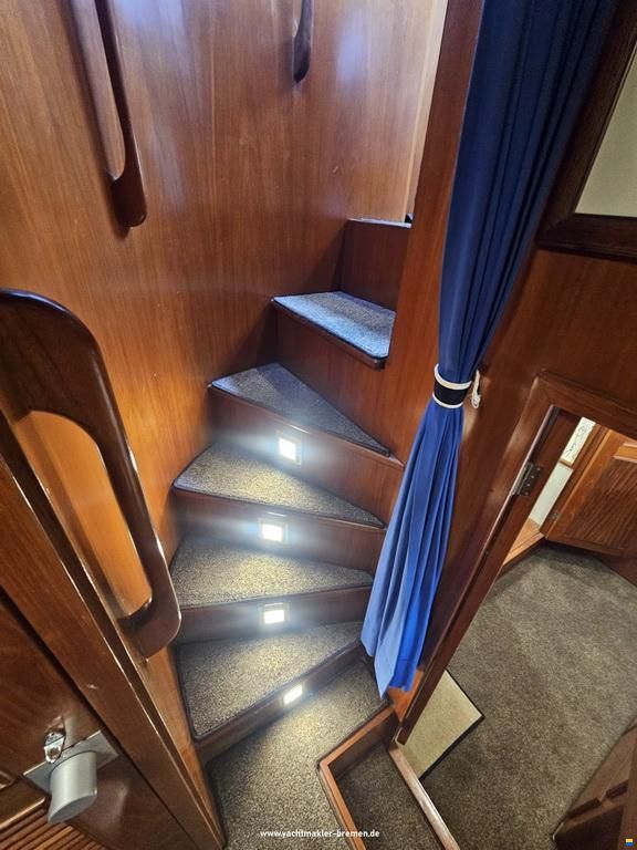 King Yachts Sea Ranger 53