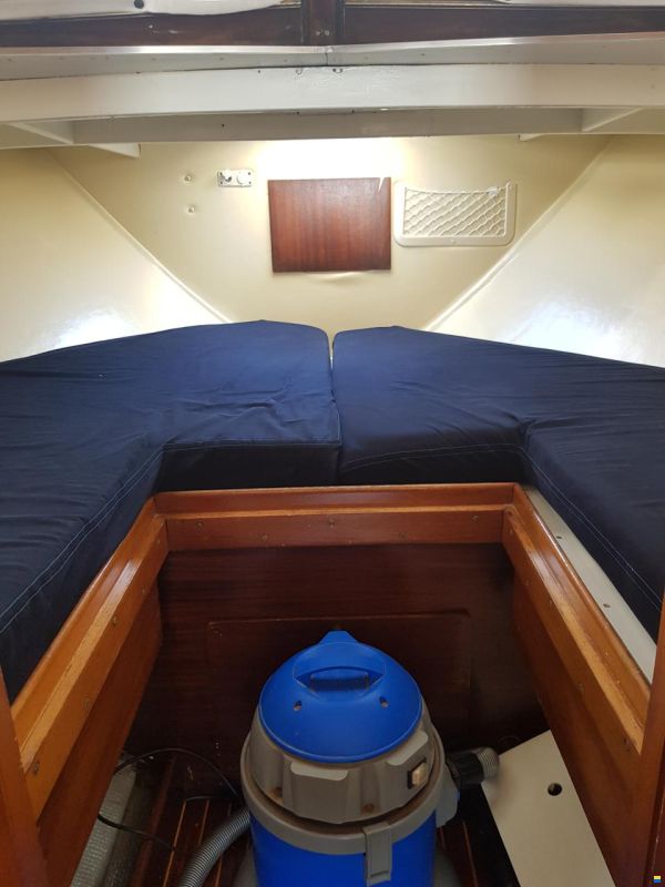 Chris Craft Supercatalina 28