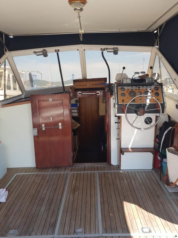 Chris Craft Supercatalina 28