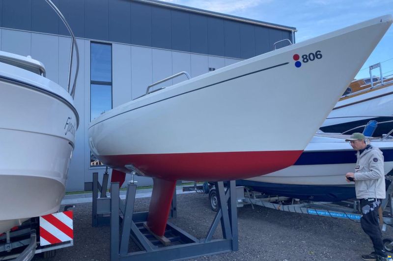 O.L.-Boats One Design International 806