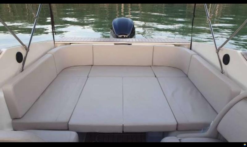 quicksilver Activ 645 Cabin