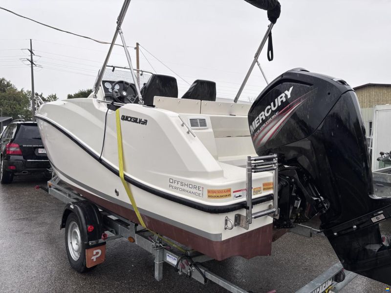 Quicksilver Activ 555 open
