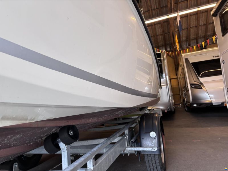 Quicksilver Activ 555 open