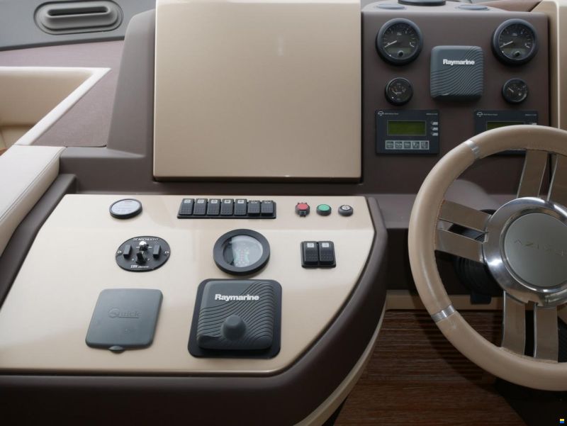 Azimut 60