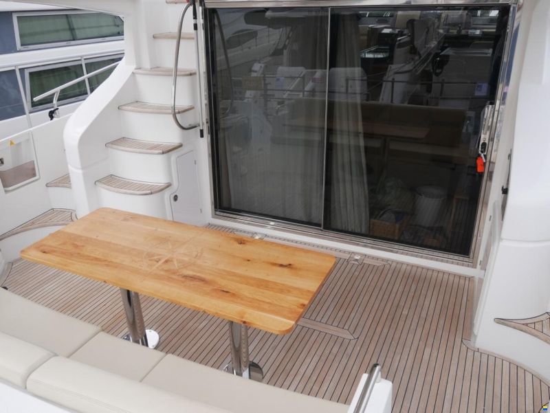 Azimut 60