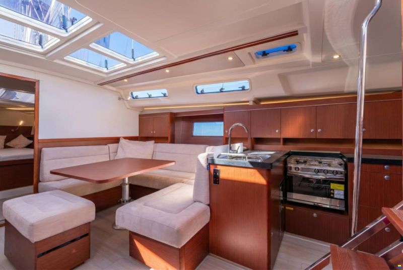 Hanse 455