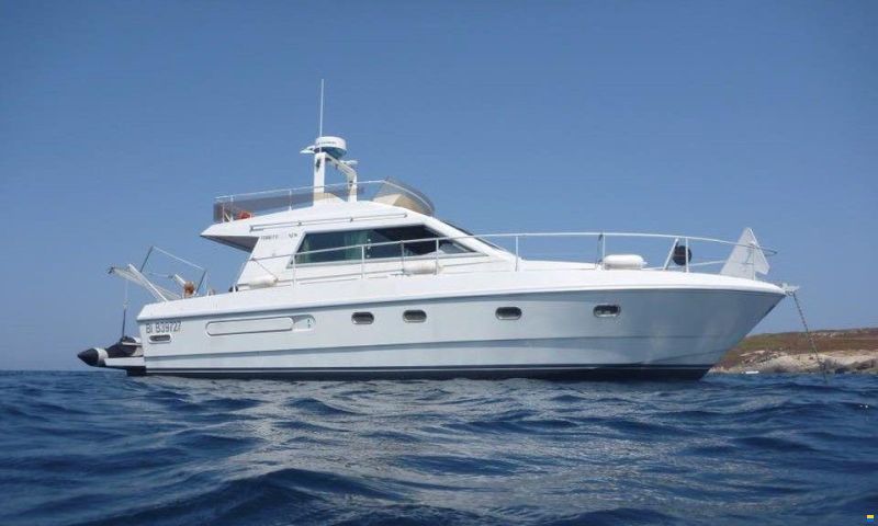 Ferretti 36