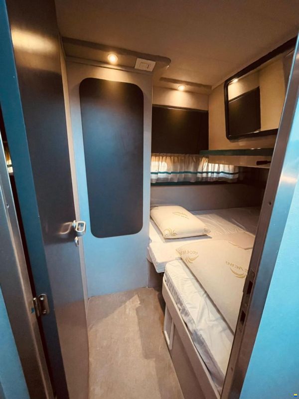 Ferretti 36