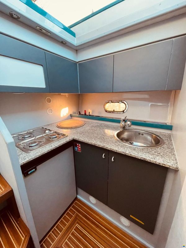 Ferretti 36