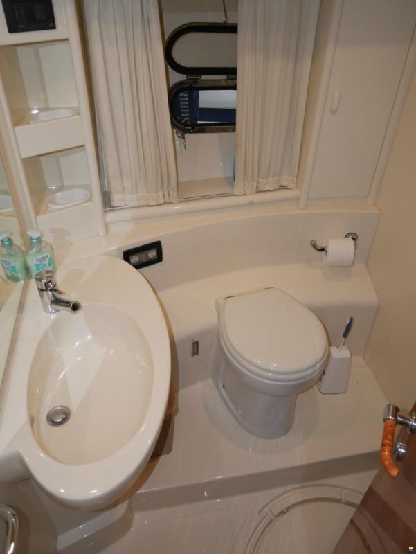 Ferretti 480