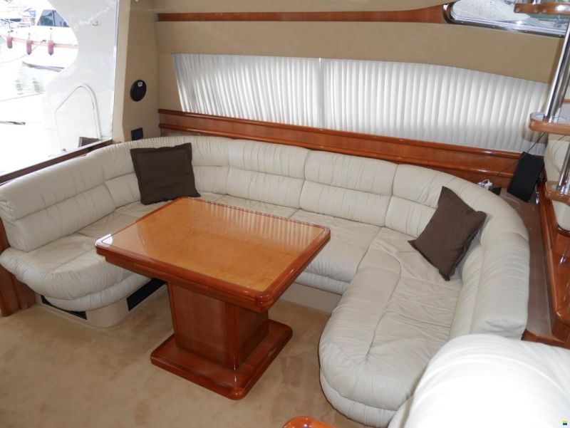 Ferretti 480