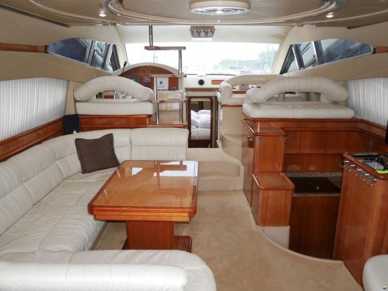 Ferretti 480