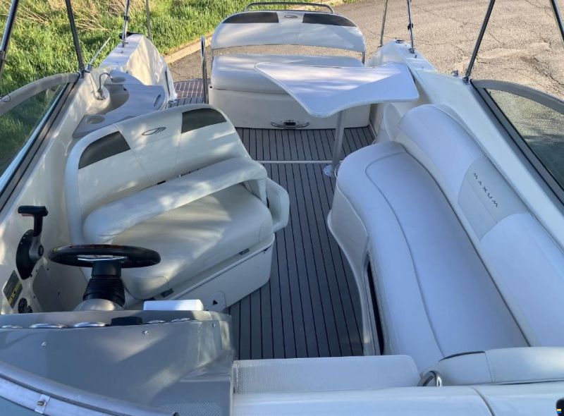 Maxum 2600 SE