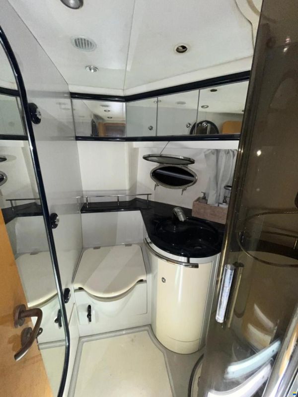 Sunseeker Predator 63