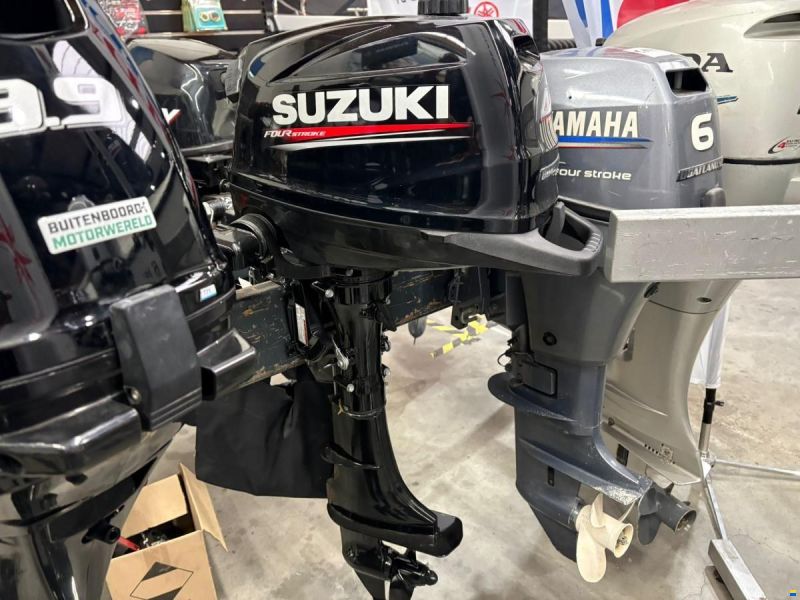 Suzuki DF4A