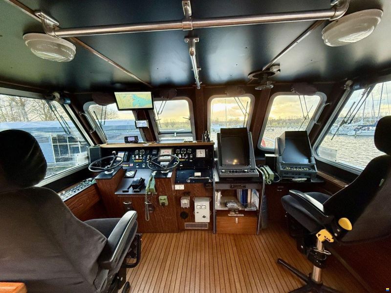 Ex-Patrouille Vaartuig Varend Woonschip